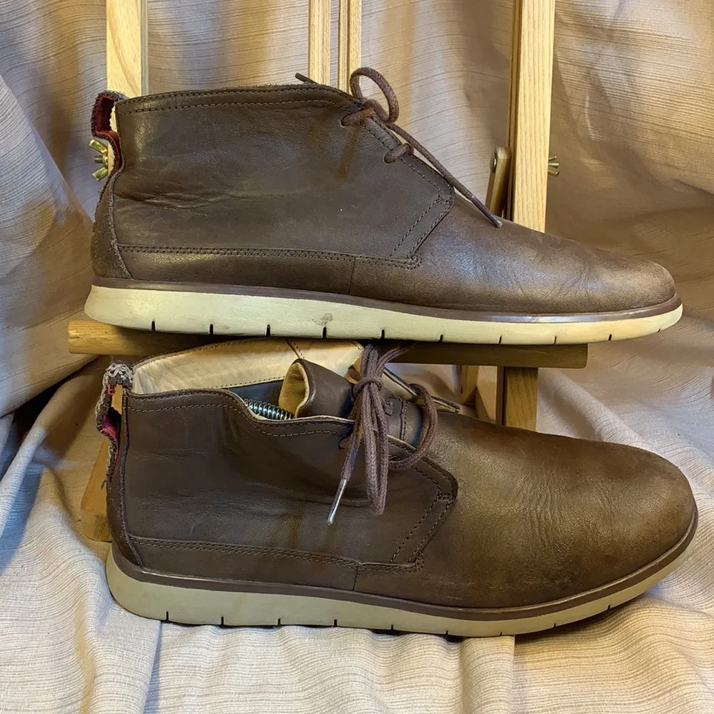 UGG soft glove leather waterproof lace up shoes